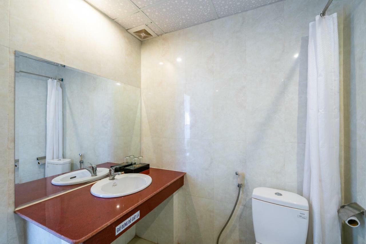 Oyo 375 Hoa Binh Hotel 岘港 外观 照片