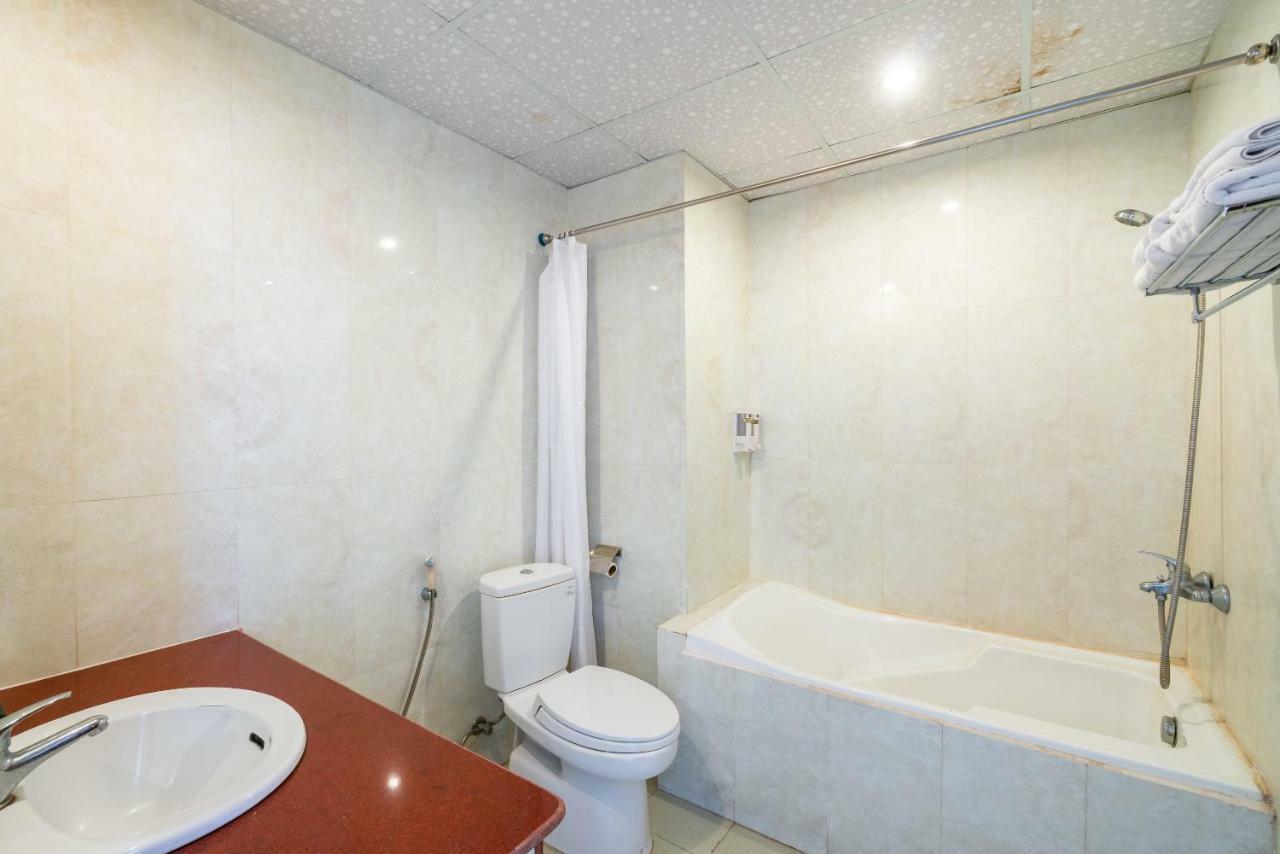Oyo 375 Hoa Binh Hotel 岘港 外观 照片